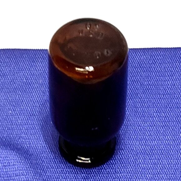 T.C. Wheaton & Co. T.C.W. Co. USA 28 Apothecary Med Bottle 2" Collectible RARE - Picture 4 of 7